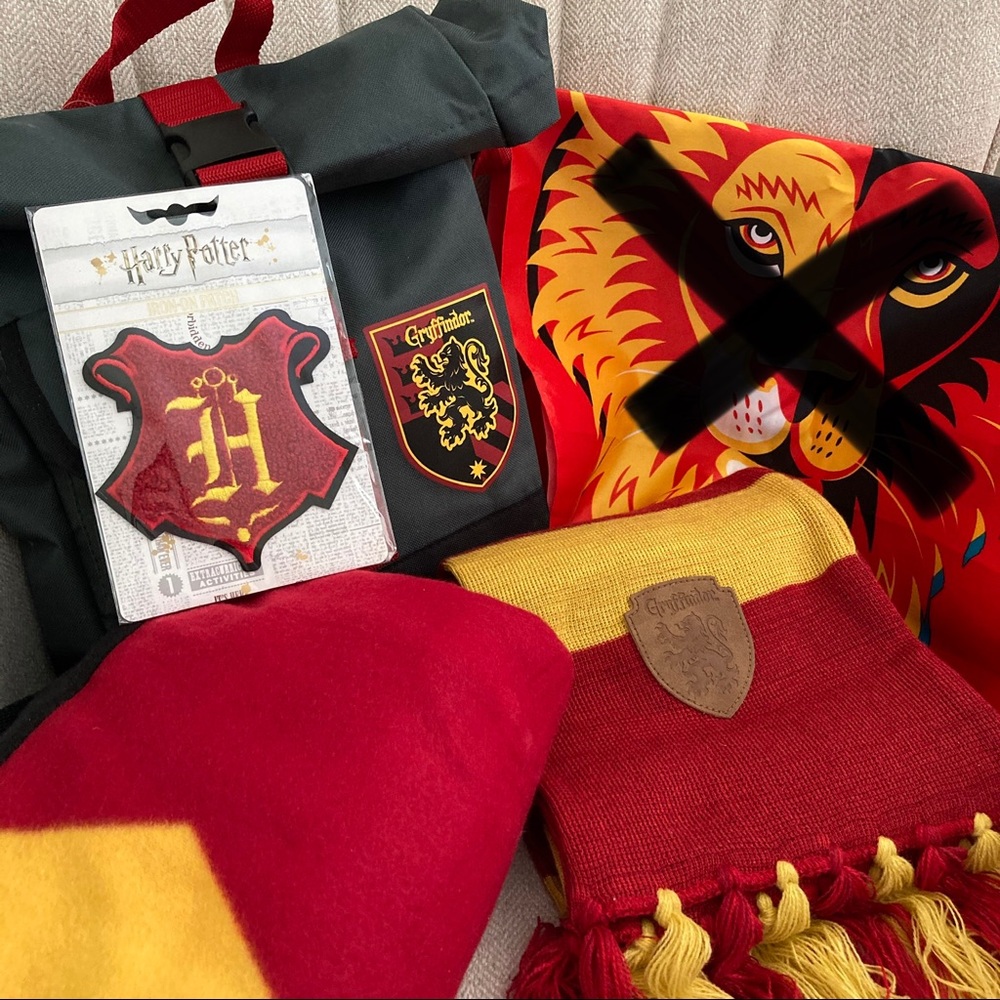 ⚡️Harry Potter Gryffindor Bundle (Loot Crate)⚡️